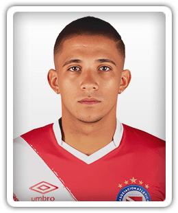 Yair González