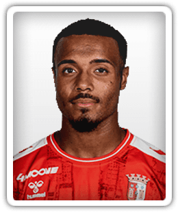 Enzo Tayamoutou