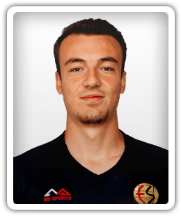 Onur Arı