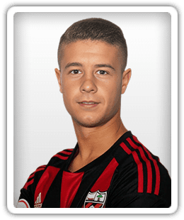 Mikel Escobar