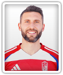 Borja Bastón