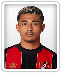 Julián Araujo