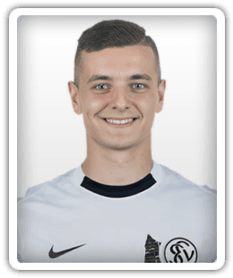 Fisnik Asllani
