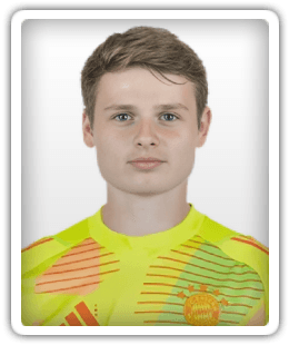 Jonas Urbig