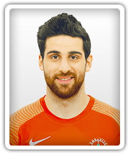 Onur Ayık